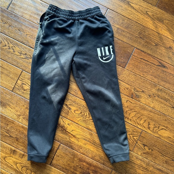 Nike Kids Black Jogger Pants - Picture 1 of 3